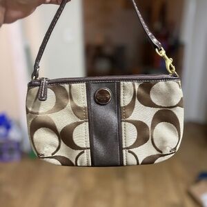 Vintage Coach Purse - SOLD Sold Sold ** DO NOT PURCHASE !!